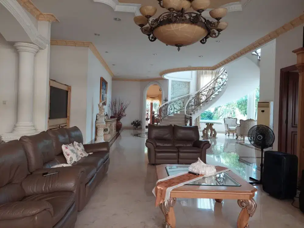 Dijual Cepat Rumah Mewah di Pantai Mutiara Jakarta Utara, Siap Huni Full Furnish