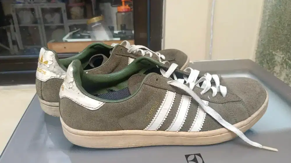 Sepatu Adidas size 44 masih layak pakai