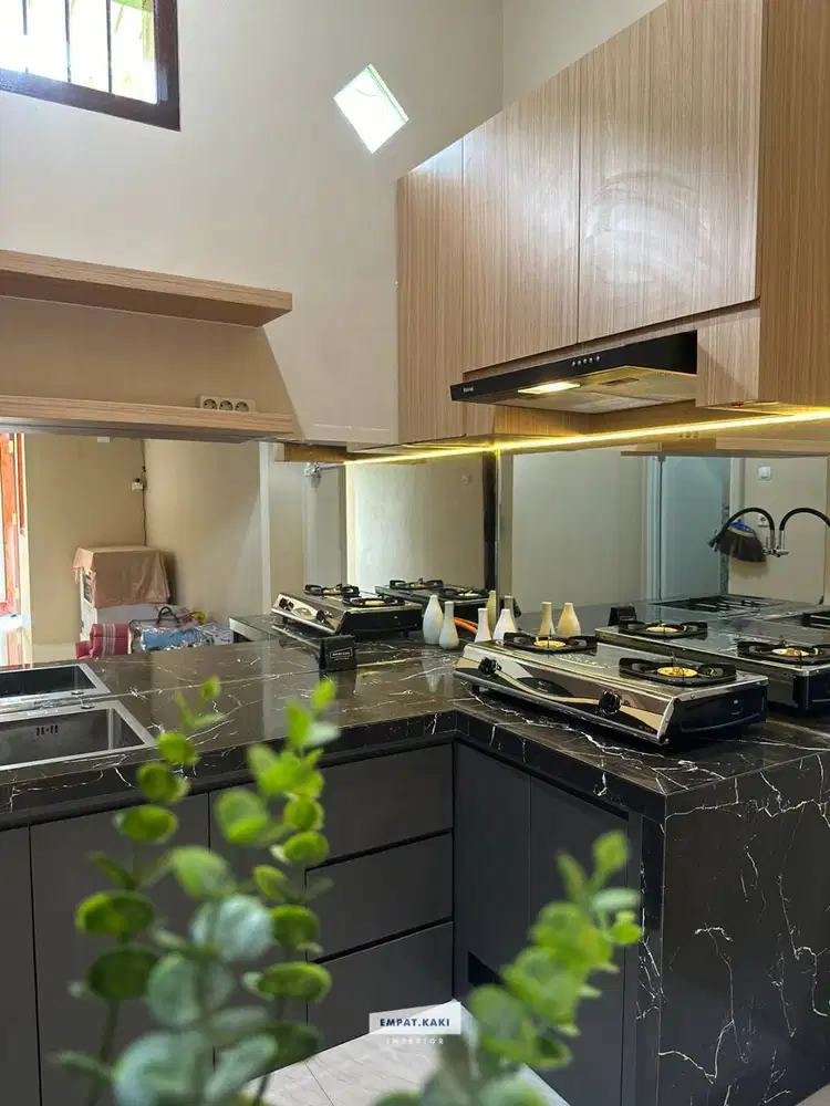 Kitchen Set Custom (Box Atas) | Modern Dark Luxury