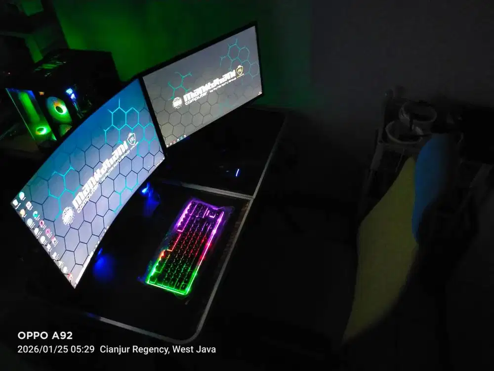 Komputer Lengkap Dual Monitor. Spek Gaming - Editing - Live Streaming