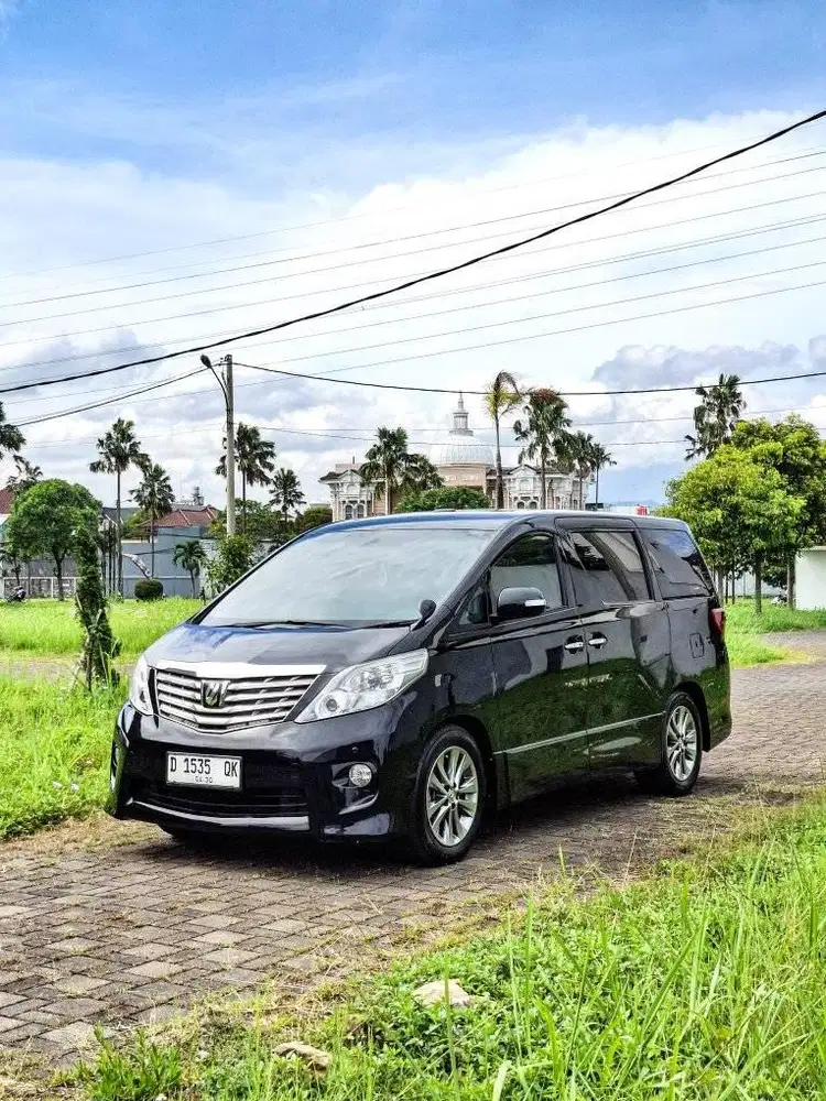 Dp 37 jt Toyota Alphard S 2011