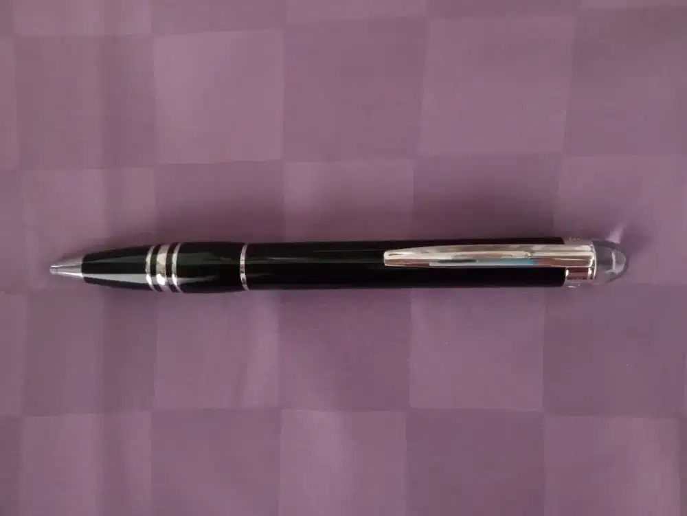 Montblanc starwalker pen resin platinum