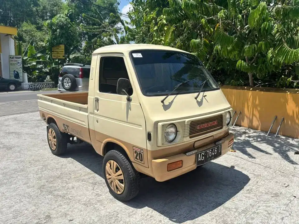 1982 Suzuki Carry Pick up truntung Plat AG mujiono mobil bekas sekoto
