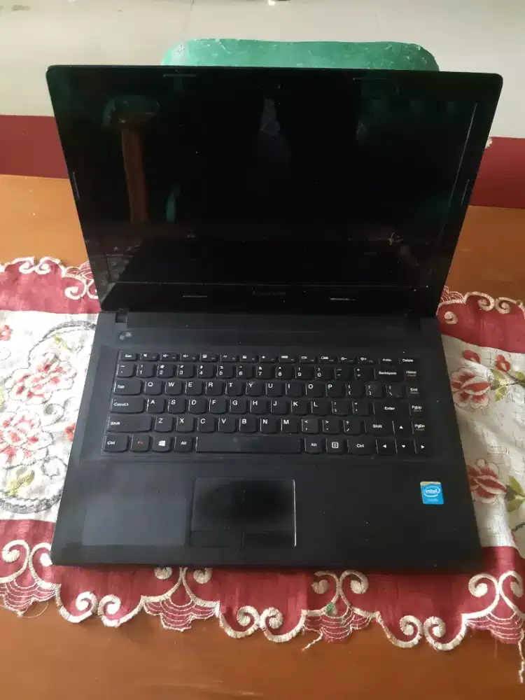 Laptop LENOV0 second