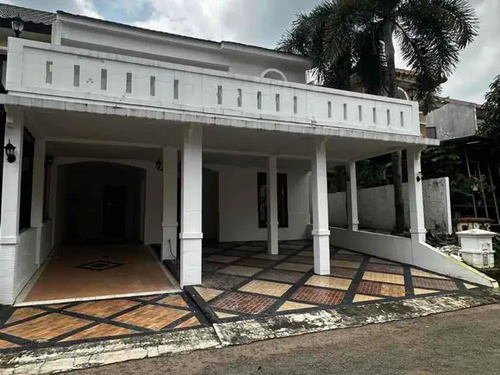 Rumah rapih siap huni tanah luas legenda wisata cibubur