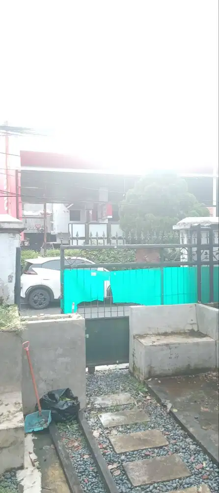 DISEWAKAN KONTRAKAN STRATEGIS – UKURAN 4 × 10 M – COCOK UNTUK USAHA