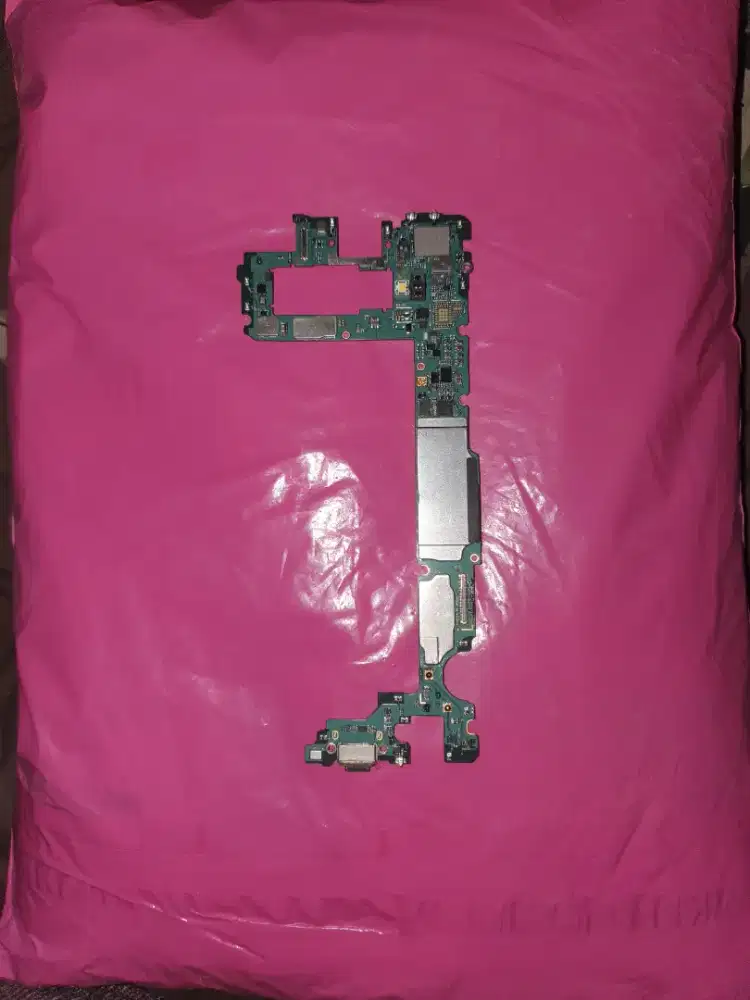 mesin samsung s10+ 8/512 SEIN