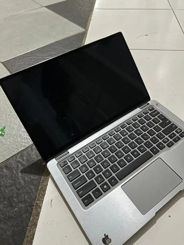Laptop Dell Latitude 7400 2in1