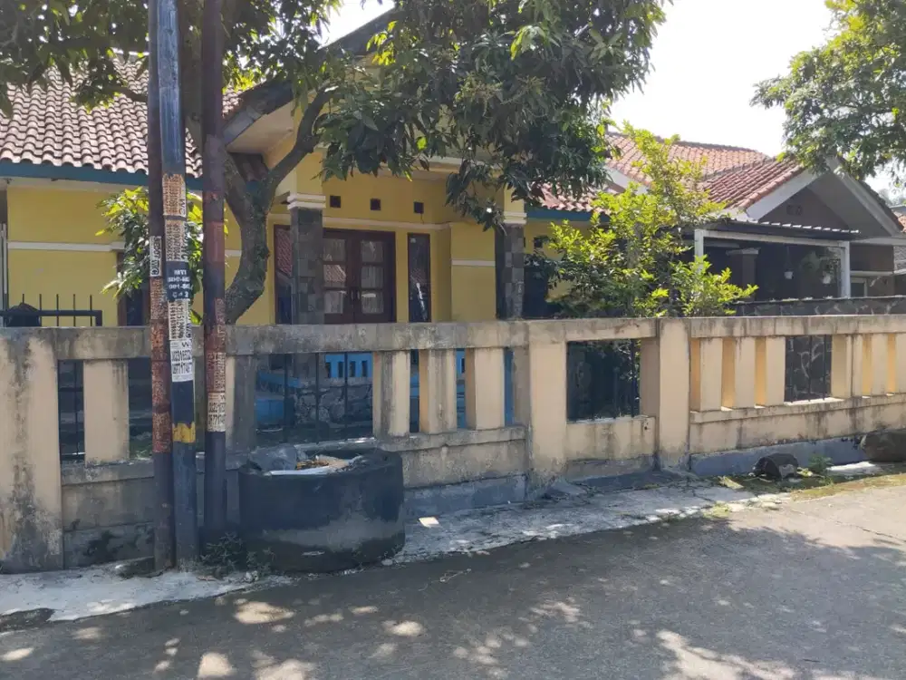 MURAH ! RUMAH STRATEGIS DENGAN LINGKUNGAN NYAMAN DAN AMAN DI PASIR POGOR CIWASTRA BANDUNG