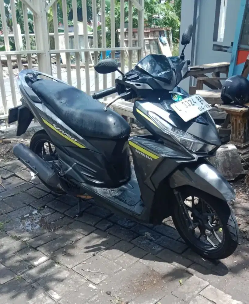 HONDA VARIO 125 2018 - PLAT L - SURAT LENGKAP - PAJAK HIDUP - ISTIMEWA