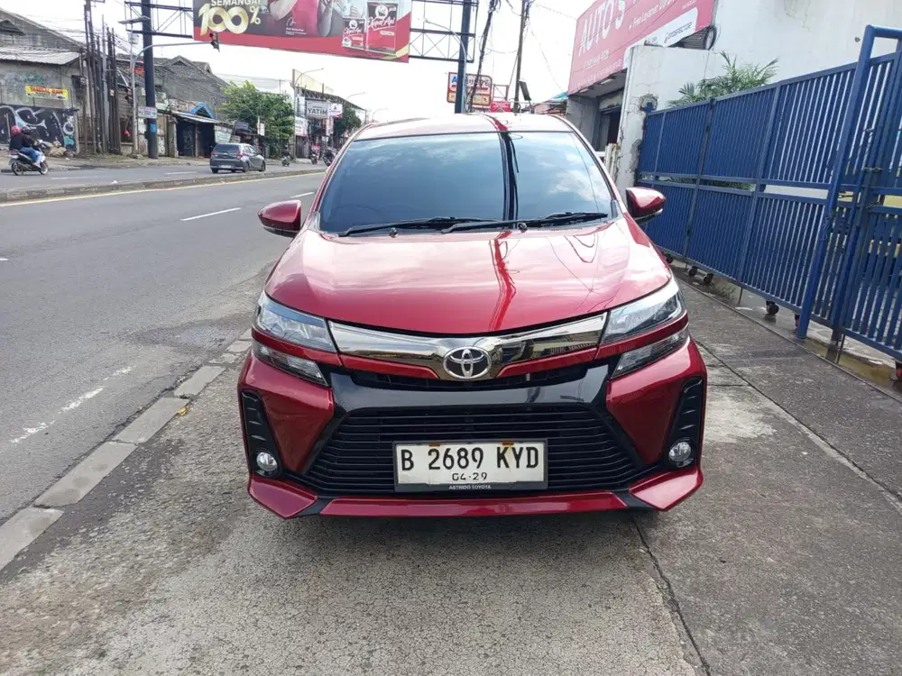 TOYOTA AVANZA VELOZ 1.5 MATIC 2021 MERAH