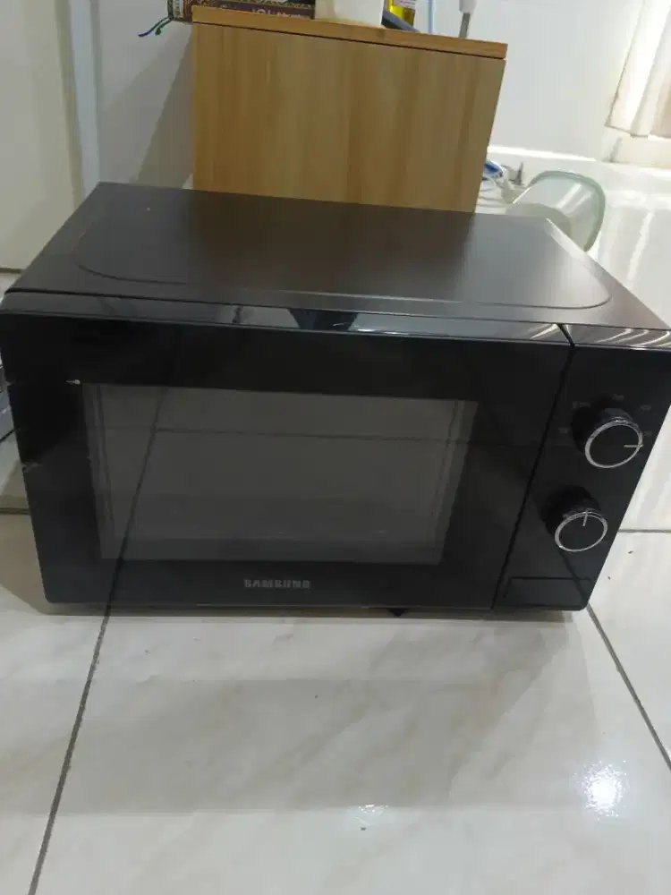 DIJUAL MICROWAVE SAMSUNG MASIH BARU