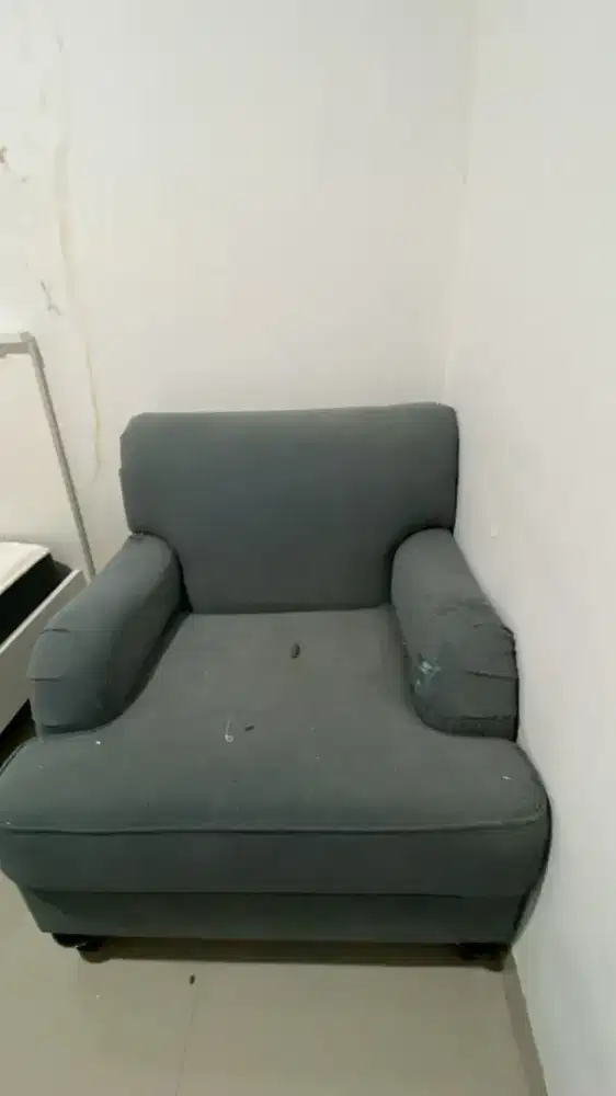 FIJUAL SOFA 1 SEATER