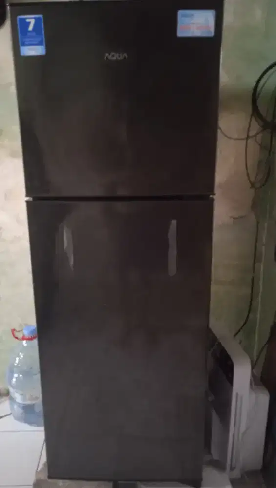 Kulkas 2.Pintu Merk Aqua