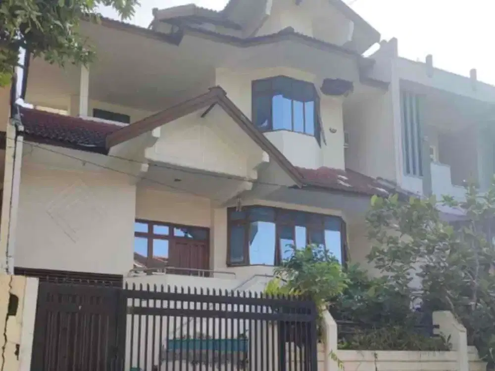 Jual Rumah Mewah Dekat Undip