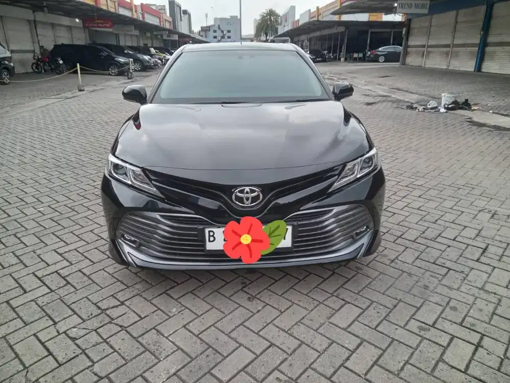 Toyota Camry 2.5 V AT tahun 2020