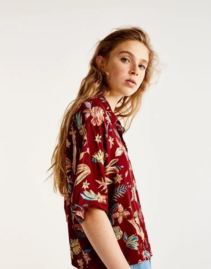 Pull & bear red floral shirt / kemeja crop top (ori)