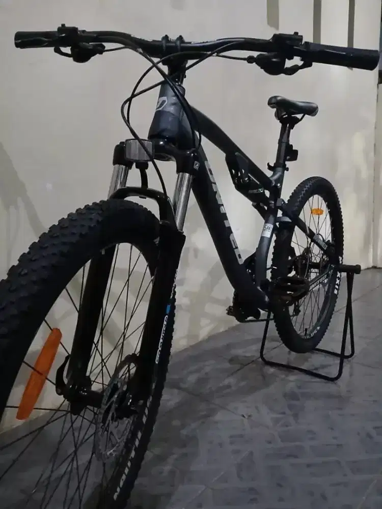 Sepeda united brownhils T1 spek original