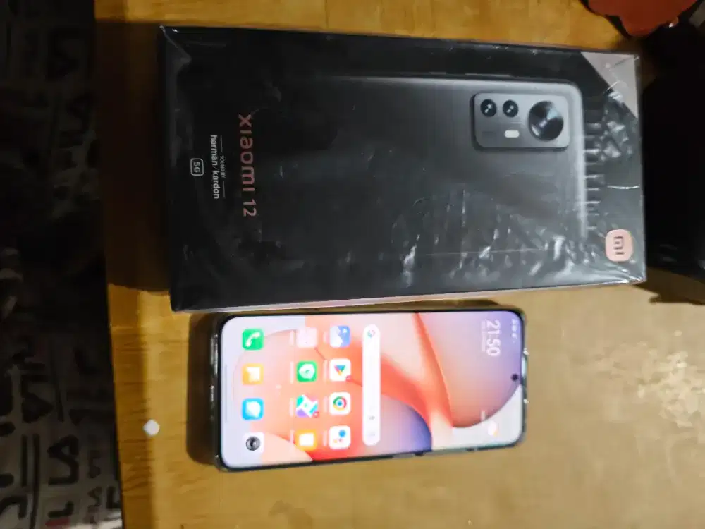 Xiaomi 12 5G 8/256GB mulus like new