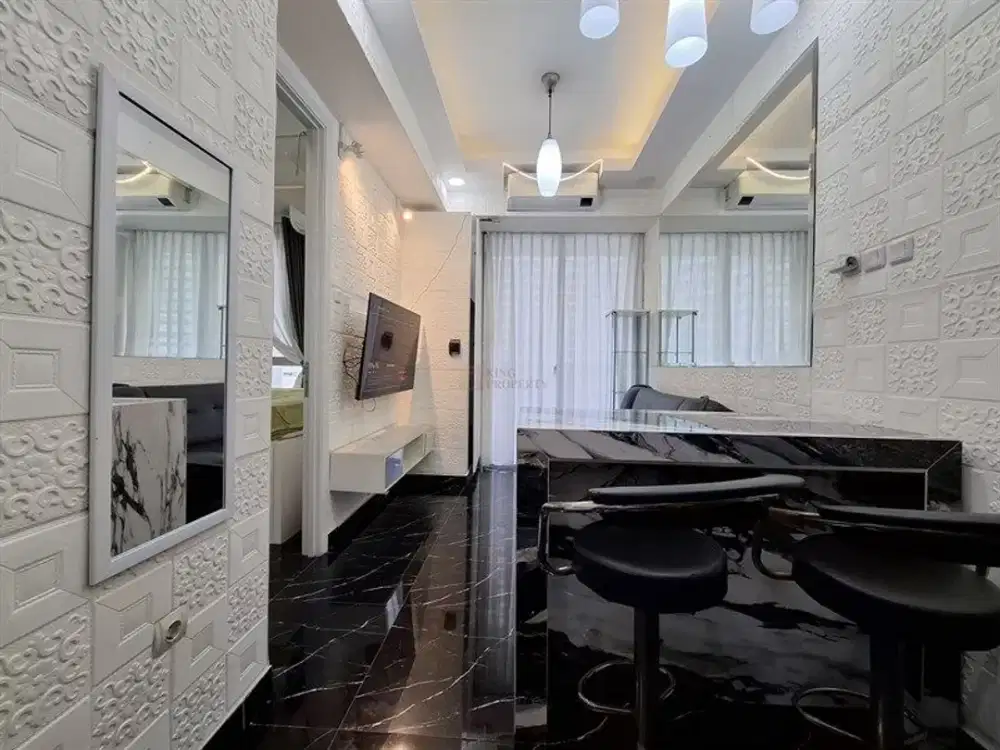 Dekat Hublife TA Mall Central Park, Disewakan 1BR Taman Anggrek Residences Furnished Minimalis Rapi, Fasilitas Swimming Pool, Club House, Gym