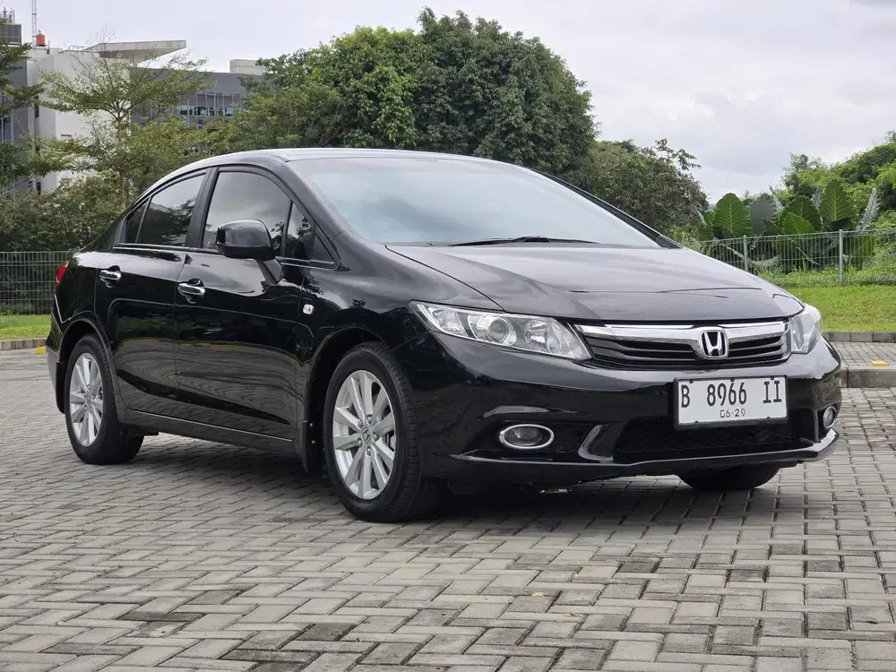 Honda Civic 1.8 Automatic 2013 Bensin Hitam Metalik