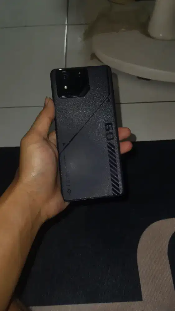 Asus rog 9 fe 256 gb/12gb ram