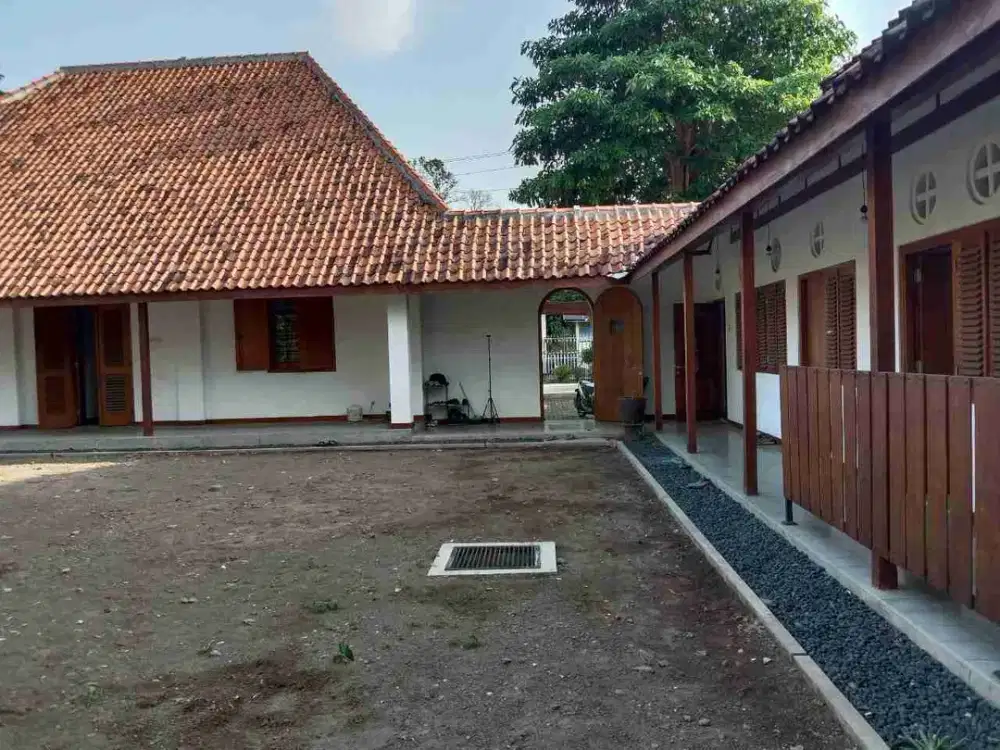 Dijual Rumah Kantor Klasik Hal Luas Sejuk Asri Kotabaru Jogja.BARANG LANGKA PULUNG