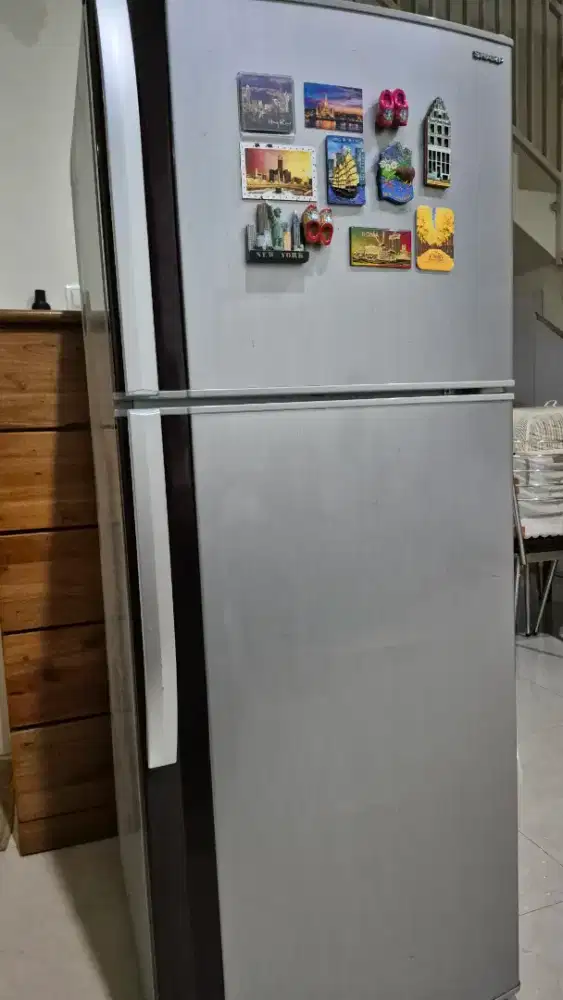 Jual kulkas Sharp 2 pintu