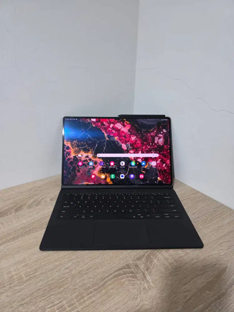 Samsung Galaxy Tab S8 Ultra 5G SEIN 12/256 + Keyboard Cover 12GB 256GB