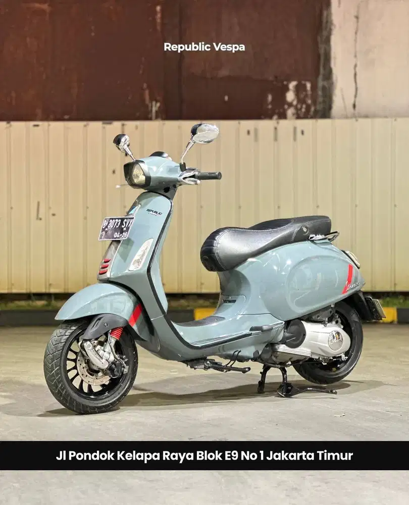 TERMURAH Piaggio Vespa SPRINT 150 3V Tahun 2016 Warna GREY