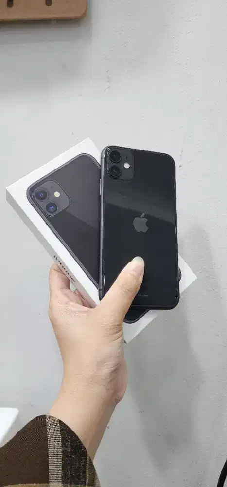Iphone 11 64 black ibox