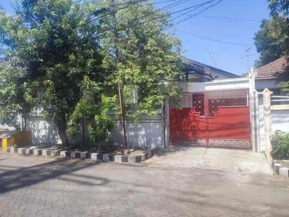 6,7jt/mtr! Rumah Kutisari Indah Selatan