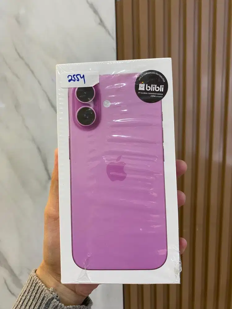 Iphone 16 128 new