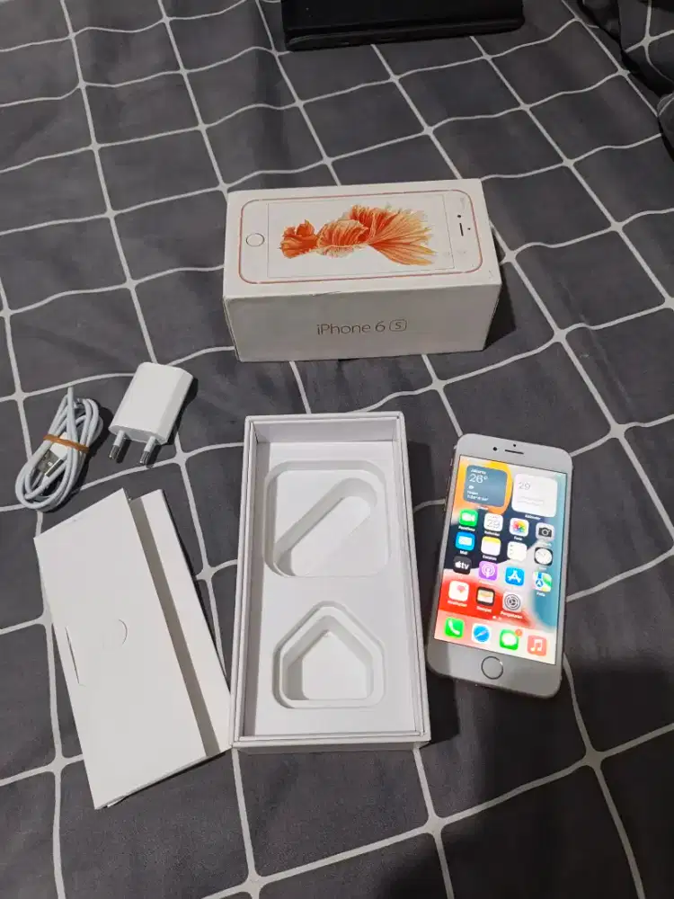 iPhone 6s 64gb Normal Siap pakai Fullset