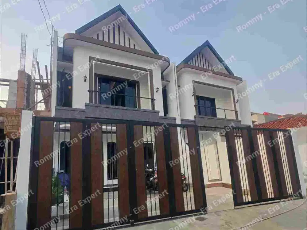 Rumah 2 lantai modern mewah siap huni lokasi strategis di Jagakarsa Jakarta Selatan