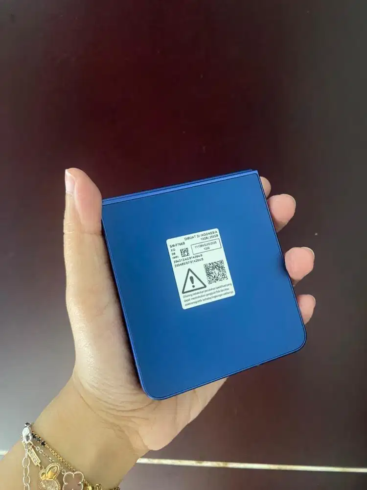 SAMSUNG Z FLIP 7 12/256GB SECOND LIKE NEW RESMI SEIN