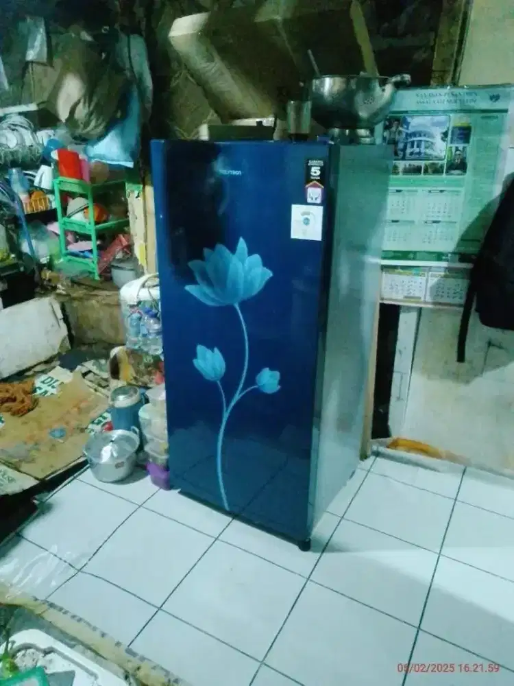 Kulkas Polytron 1 pintu