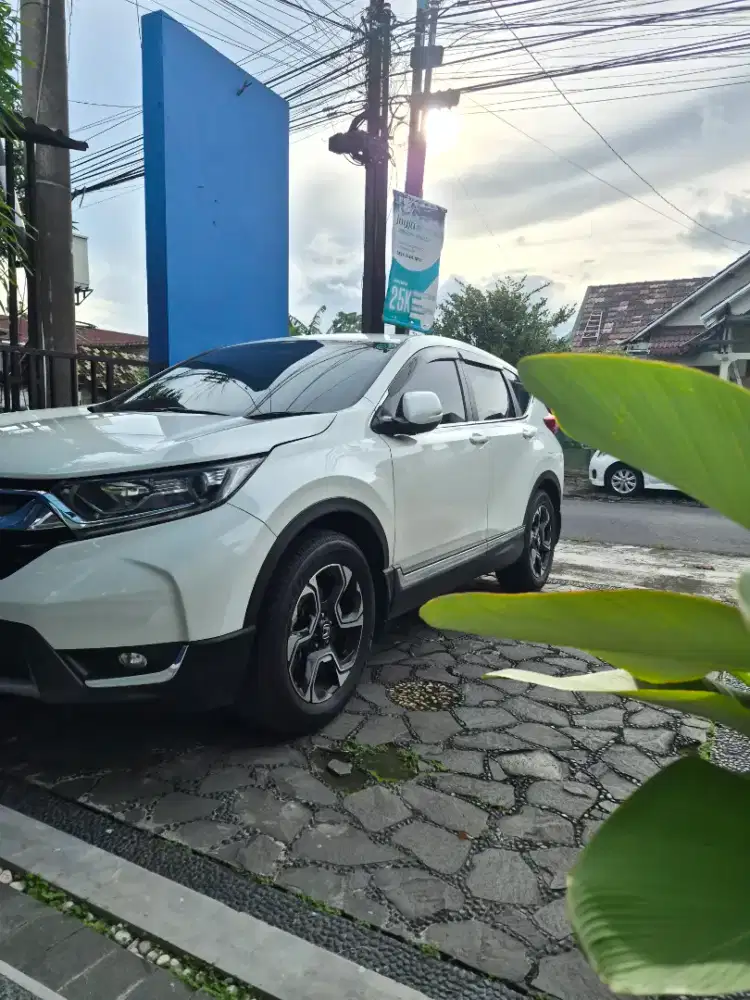 CRV 1.5 Turbo AT Km Low Istimewa