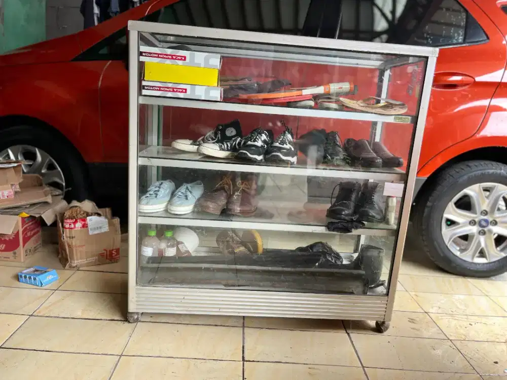 Etalase usaha 1 meter