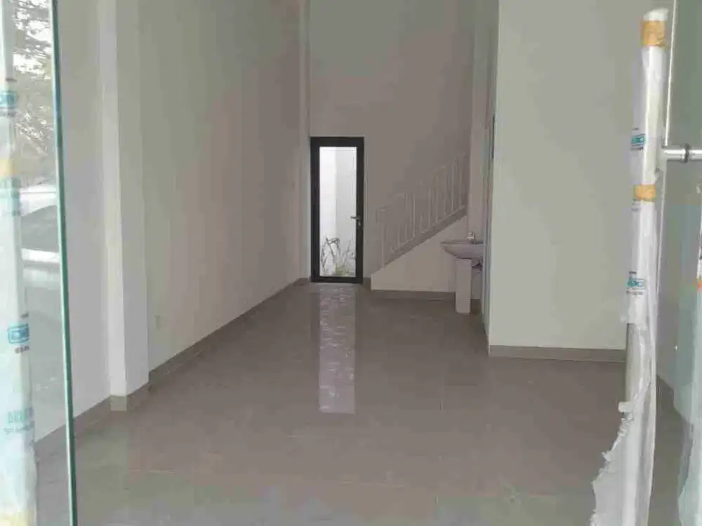 Disewakan Ruko Citra 8 Jakarta Barat