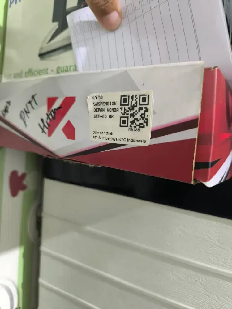 Shock  depan honda K kyata