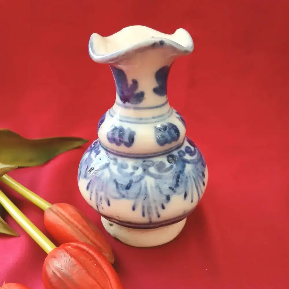 Vas bunga mini klasik antik keramik lukisan tangan rumbai