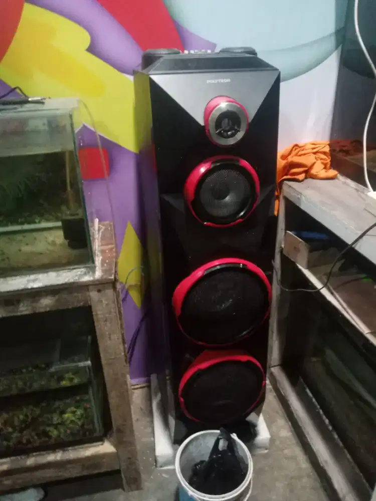 Speaker aktif Polytron