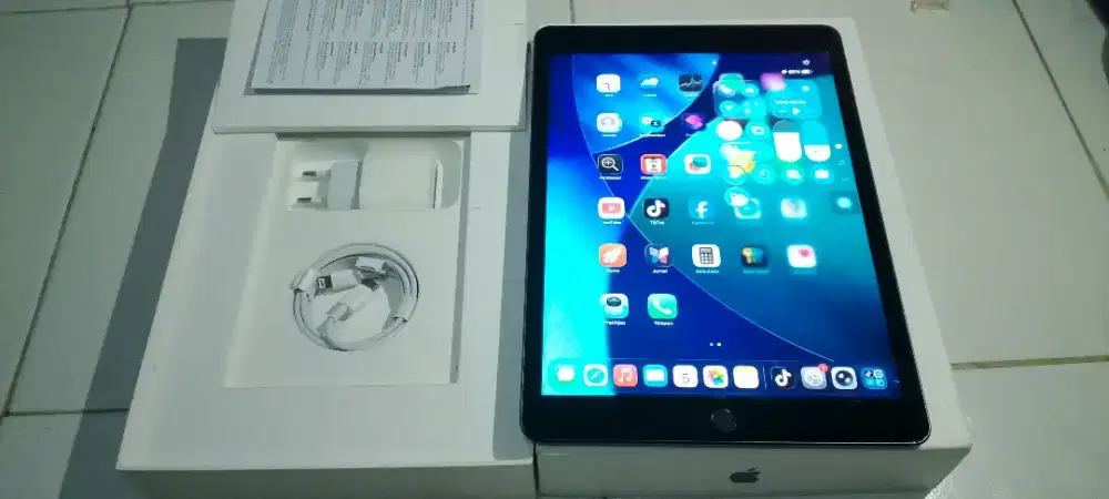 iPad gen 9 64gb ibox fullset