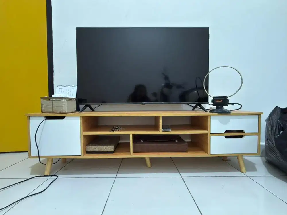 MEJA BUFFET TV BEKAS RASA BARU