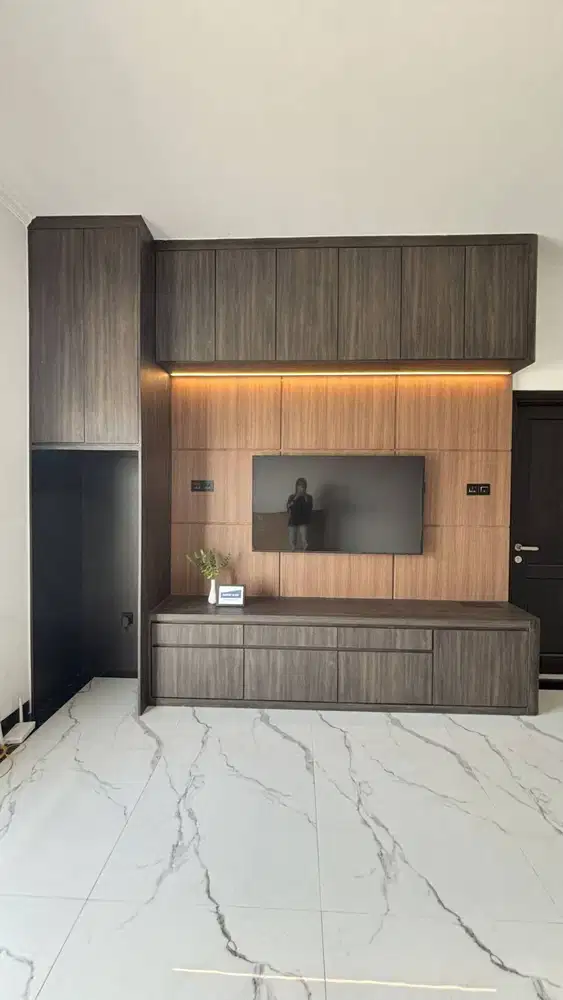 Backdrop TV Elegant Wood Panel (Custom)