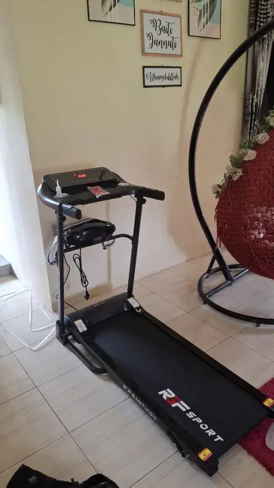 Treadmill elektrik RGF Santiago 2 fungsi