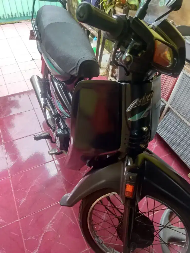 Motor honda grand astrea96