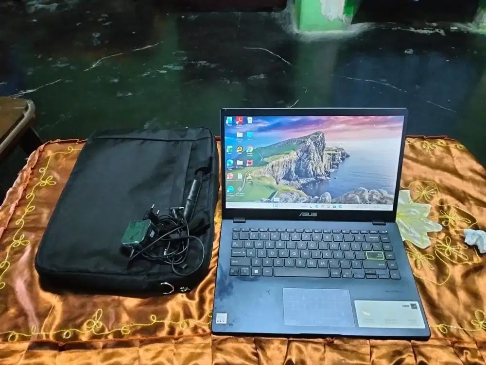 Laptop E410K-Vivobook