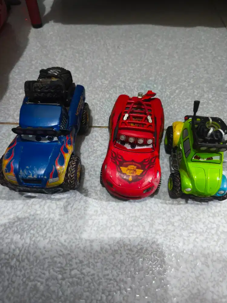 Diecast Cars RS 500 Aseli DisneyStore